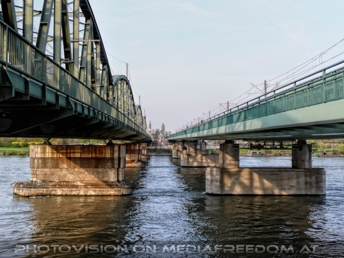 Schnell und U-Bahn Br�cken