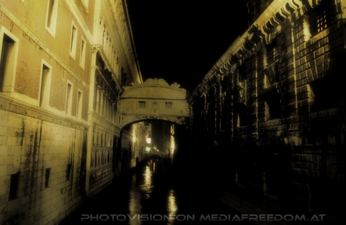 Seufzerbr�cke in der Nacht