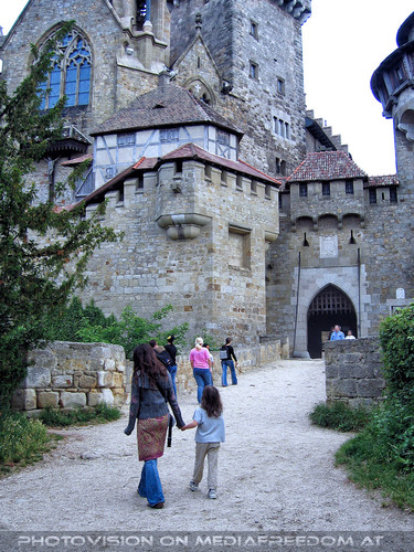 Ritterlich 02: Enny Mennella,Janina M.