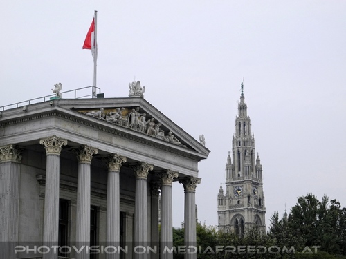 Parlament und Rathaus