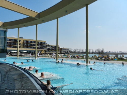 Thermenlandschaft - au�en