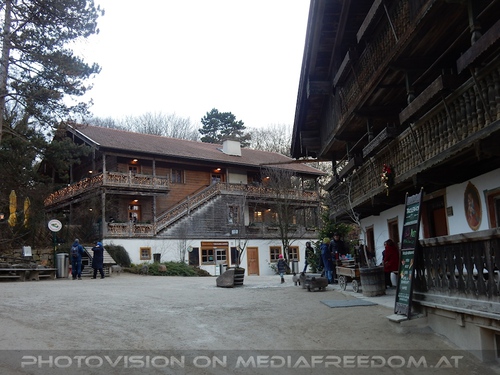 Weihnachtlicher Tirolerhof
