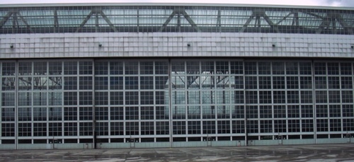 der gr��te Hangar Europas