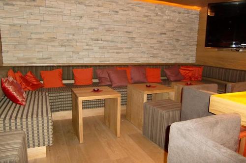 Ein Platz an der Bar