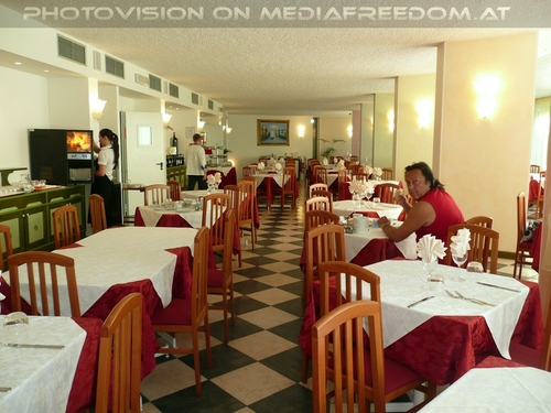 Hotel Carlton 01: Charly Swoboda