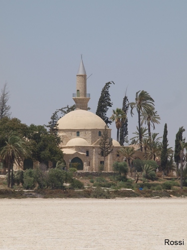 Halan Sultan Tekke Moschee vor dem Salzsee von Larnaca