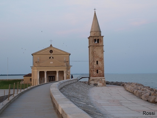 Abendstimmung bei der Kirche in Caorle