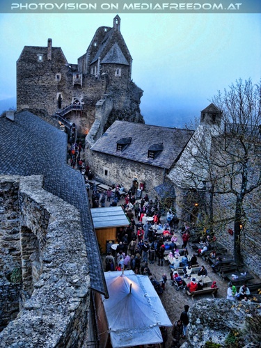 Blick in den Burghof