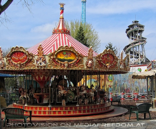 Karussel und Toboggan