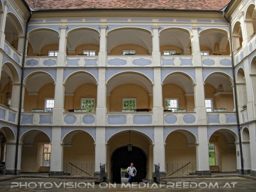 Im Schloss 2: Charly Swoboda