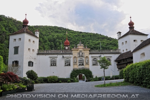 Das Schloss 09