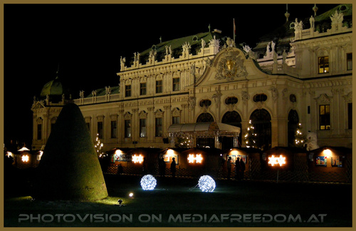 Schlossgarten bei Nacht