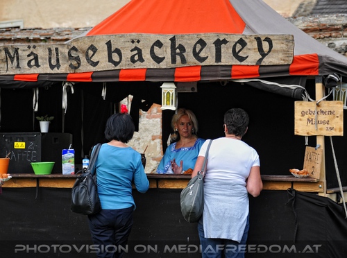 Markttreiben 33 - M�useb�ckerei