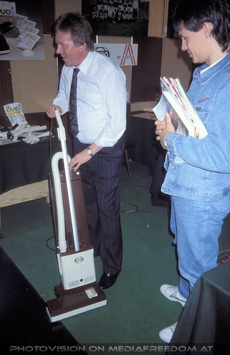 Auf der Messe 3: Hans H.,Gerhard E.