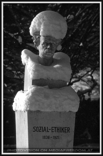 Sozial-Ethiker