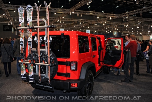 Beauties and Beasts 30 - Jeep