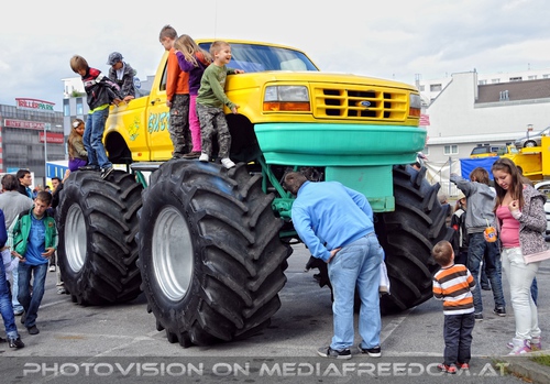 Monster Truck Show 19