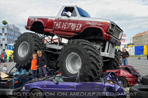 Monster Truck Show 22 Destroyer