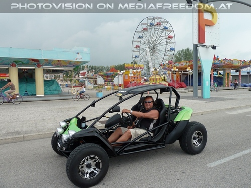 Rent a Moto Buggie 09: Charly Swoboda