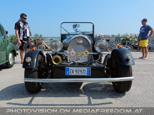 Raduno di Auto 12 - Bugatti