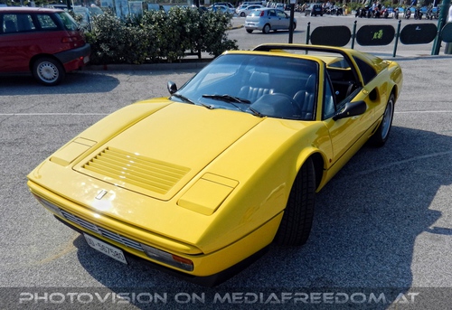 Raduno di Auto 20 - Ferrari