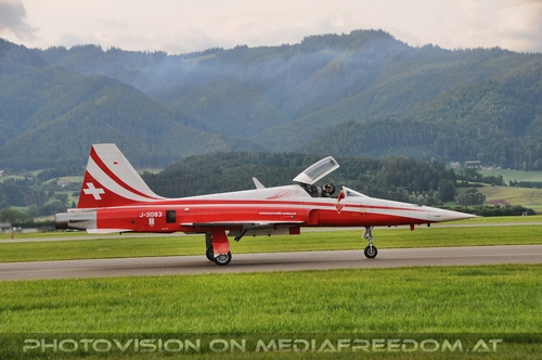 Patruille Suisse Display 06