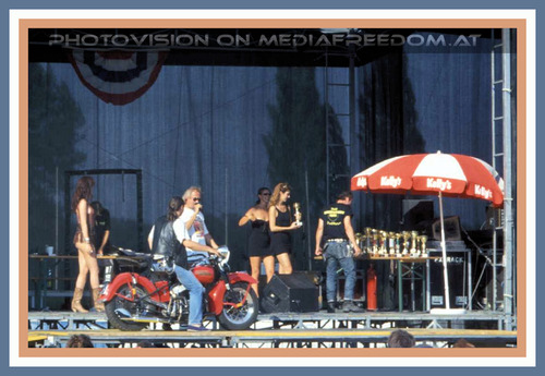 Preisverleihung Harley: Caprice (Daniela Haag),Natascha Tagunoff