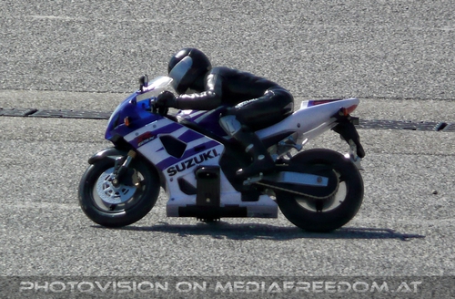 Ferngesteuertes Suzuki Spielzeugmodell