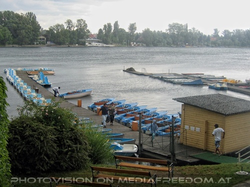 Es gie�t in Str�men