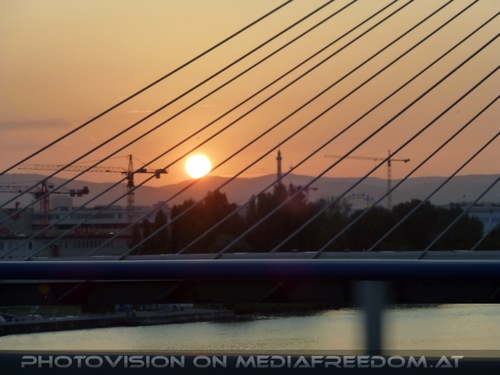 Tonight at the Arena 01