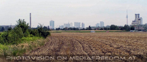 Blick zur Donau City