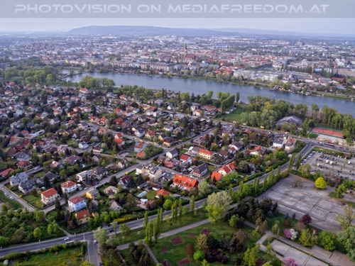 Blick �ber alte Donau nach Floridsdorf
