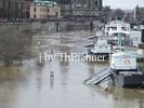 Terrassenufer Dresden beim Hochwasser 2006