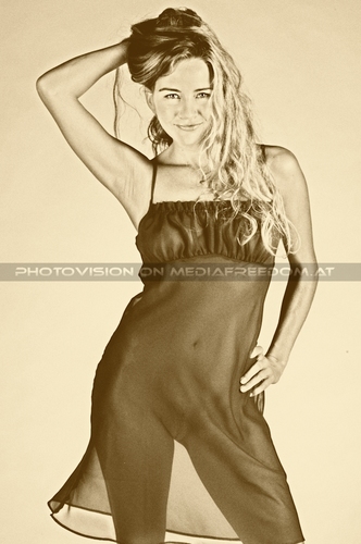 Soft Red Line 08: Wendy Night (Michaela Wolf)