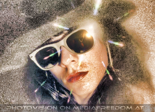 Lovehurts in the mirror: Andrea Necas