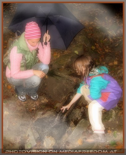 Paradieswasser: Enny Mennella, Janina M.