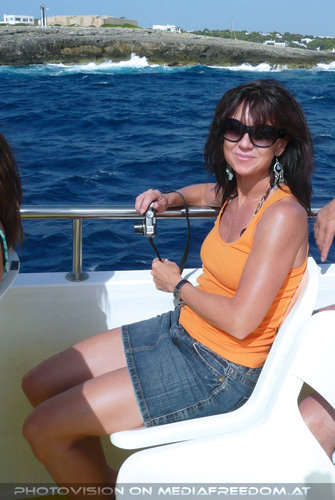 Glass bottom boat tour 13: Eva D.