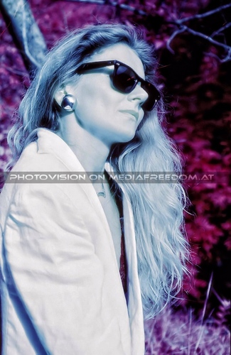 Starring 4: Andrea S.