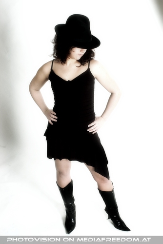 Denise - Hat games 2