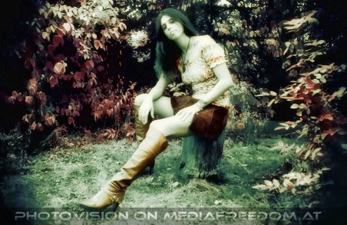 Mystic wood: Enny Mennella