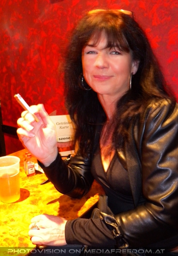 Dominator Tour Pix 04: Eva D.