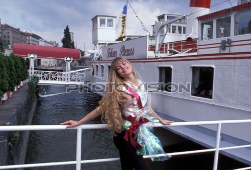 Wiener Bonbon - Evelyn