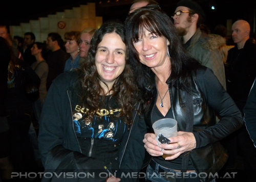 Last Look at Eden - Tour Pix 03