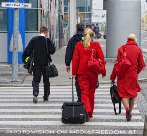 Die Tour 01 - Stewardessen