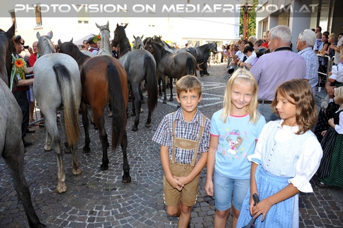 Einzug in K�flach 02