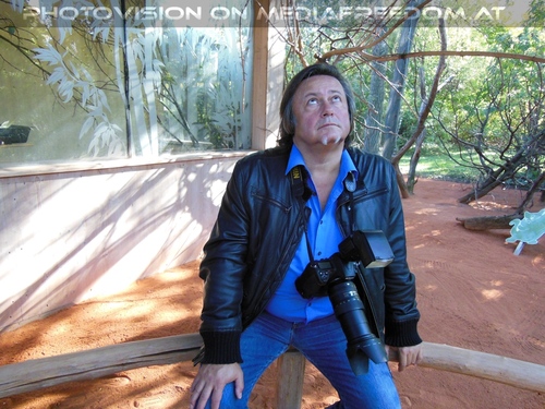 In der gro�en Vogelvoliere