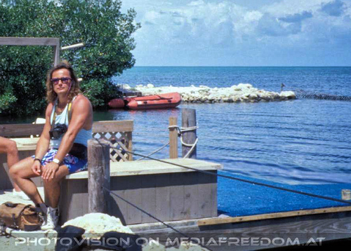 Dolphin Research Center 04