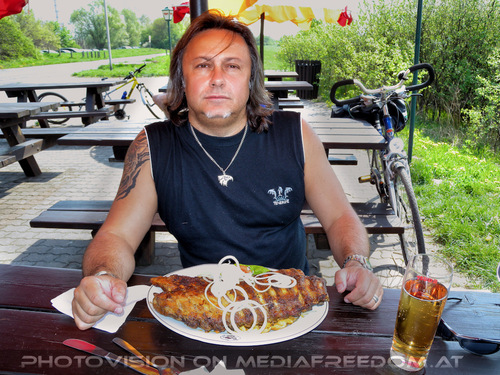 Tonis Inselgrill 2: Charly Swoboda