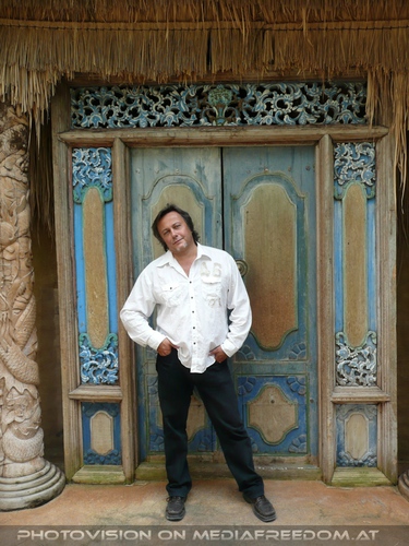 Welcome to the jungle