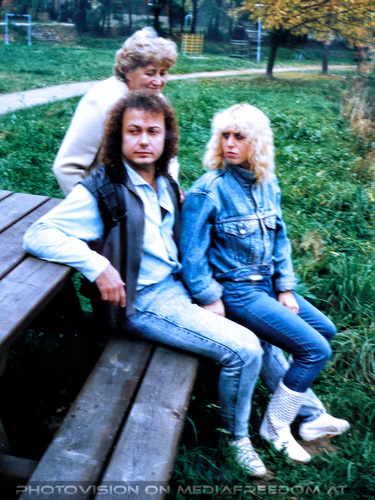 Donau Spaziergang 2: Charly F. Lovehurts (Charly Swoboda), Gertrude Swoboda, Gabriele P.